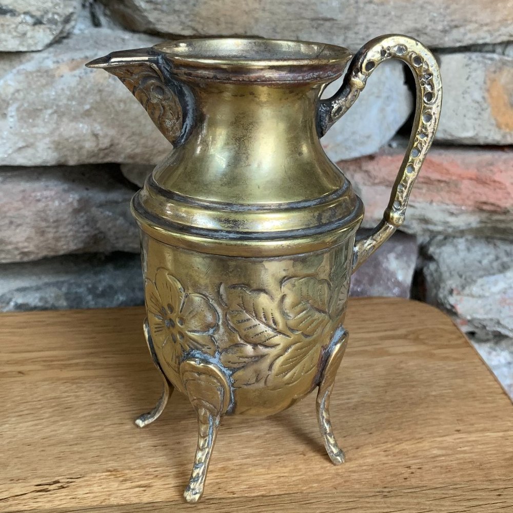 VTG Brass Etched Pitcher Pedestal Legs Floral Boho Decor India - Picture 4 of 8